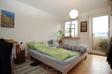 Schlafzimmer mit Balkon