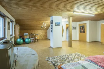 großes Zimmer