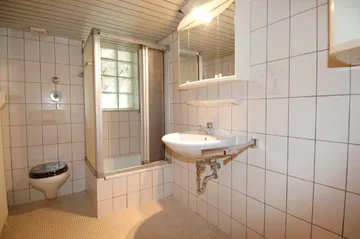 Bad mit Dusche