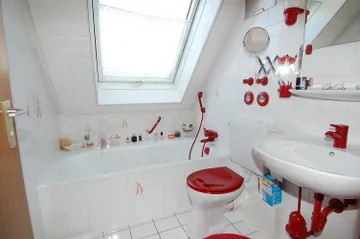 Badezimmer-Wanne