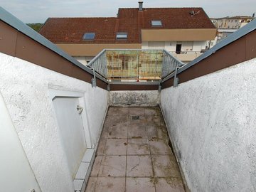 kleine Ost-Dachterrasse