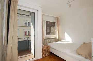 Apartment mit Balkon