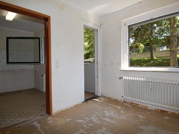 Essplatz zur Küche u. Balkon