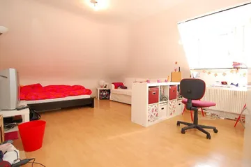 Wohnzimmer mit Laminat