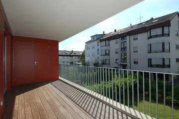 großer Balkon