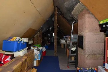 ausbaufähige Bühne