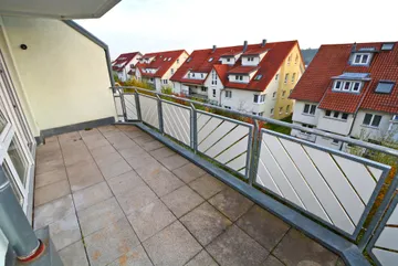 großer Süd-Balkon