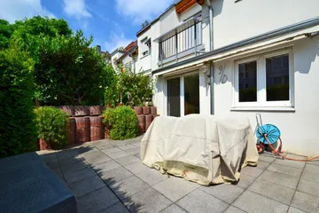 sonnige Süd-Terrasse