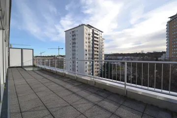 Süd-Dachterrasse mit Fernblick