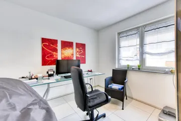 Arbeitszimmer