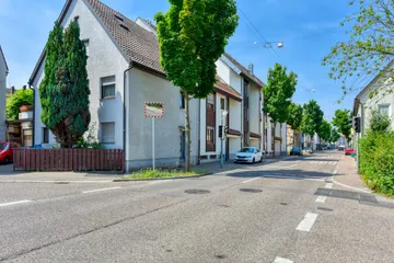 Haus Nord-Ost & Straße