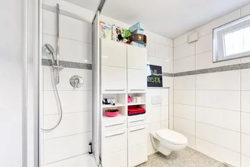 Bad mit Dusche