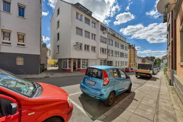 Haus & Straße v. N-W