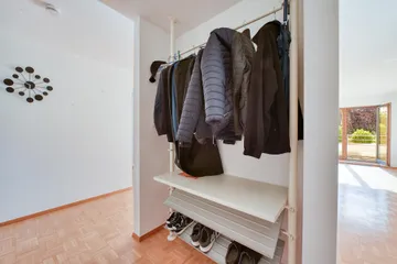 Eingang & Garderobe