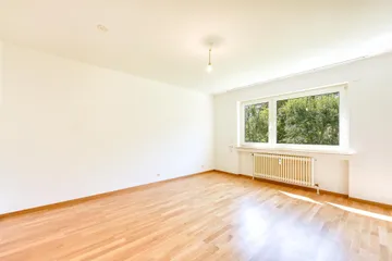 Arbeitszimmer von rechts