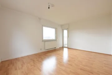 Schlafzimmer mit Balkon