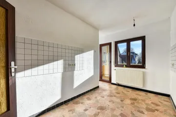 2.OG, Küche mit Balkon