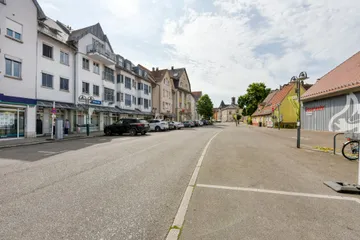 Haus & Straße v. N-W