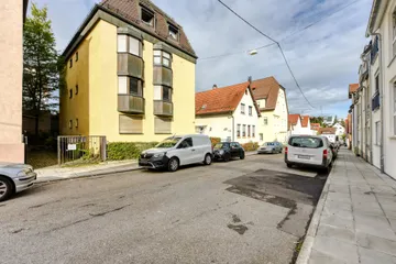 Haus & Straße v. Süd-Osten