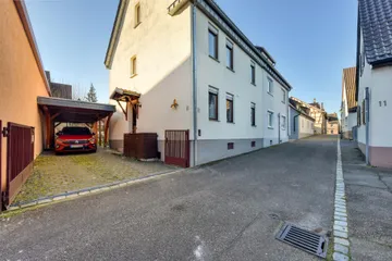 Haus & Straße v. Nord-Ost