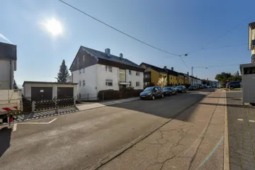 Haus & Straße v. N-O