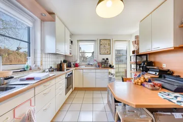 Küche mit Balkon