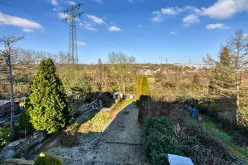 DG, Blick in den Garten