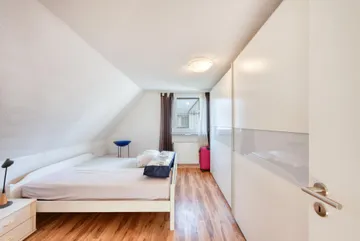 DG, Schlafen