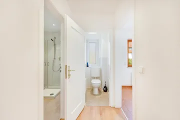Bad, WC, Küche