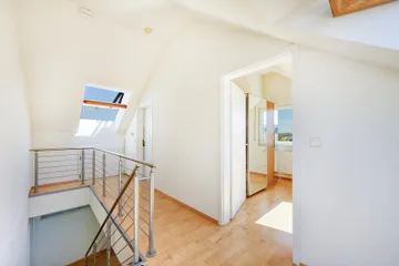 DG, Flur zum Arbeiten