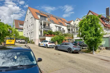 Haus & Straße v. S-W