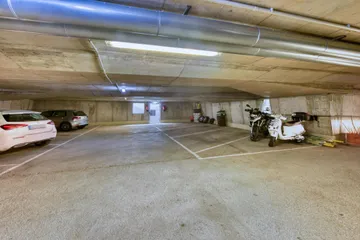 Tiefgaragen-Stellplatz
