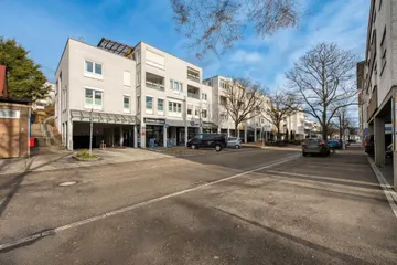 Haus & Straße v. Süd-Westen