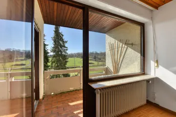 Kind & Balkon