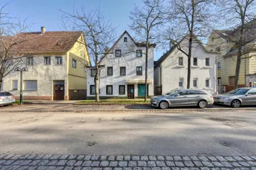 Haus & Nachbarn von Westen