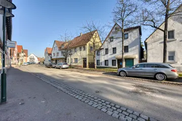 Haus & Straße v. S-W