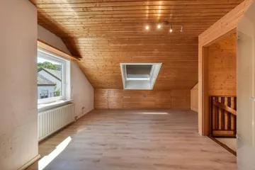 Dachzimmer rechts