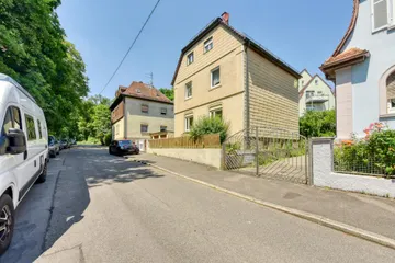 Haus & Straße v. Süd-Osten