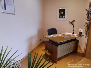 Schreibtisch