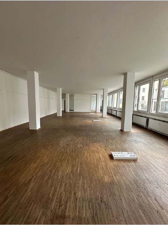 großes Büro_01