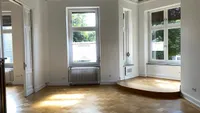 Verbindung zum 3. Büroraum...