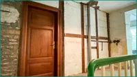 Wohnungseingang der Dachgeschosswohnung