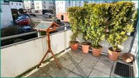Schöner und gut nutzbarer Balkon mit...