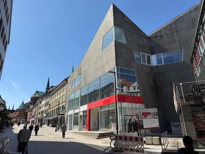 Neuausbau – Büro- und Praxisflächen in bester Innenstadtlage mit Fahrstuhl