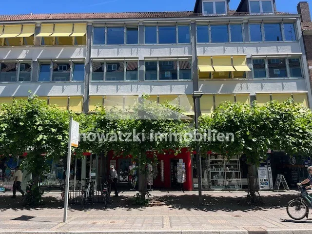 + Attraktive + Büro- oder Praxisfläche mit STELLPLÄTZEN!!!
