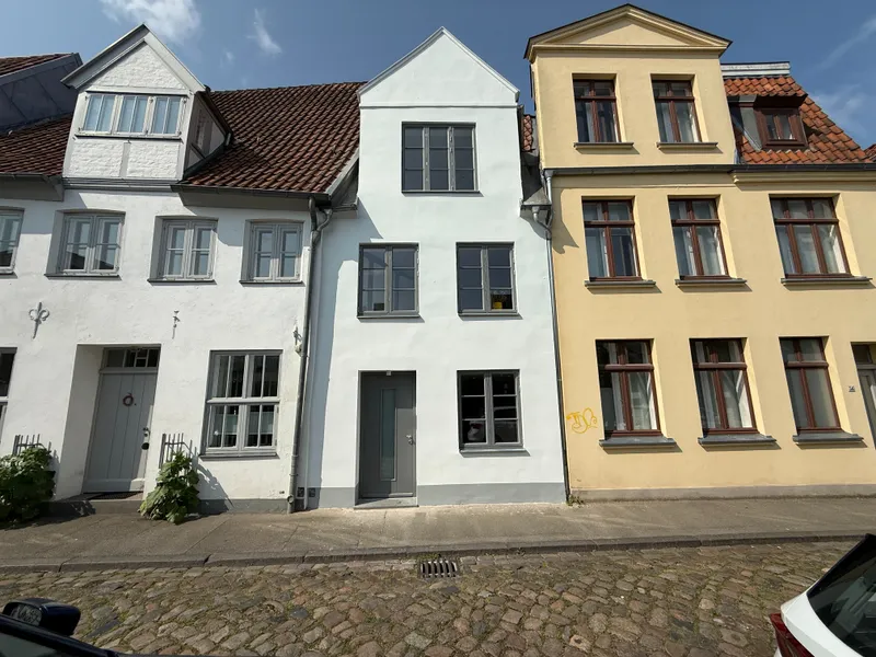 Historisches Stadthaus in der Lübecker Altstadt – Erstbezug