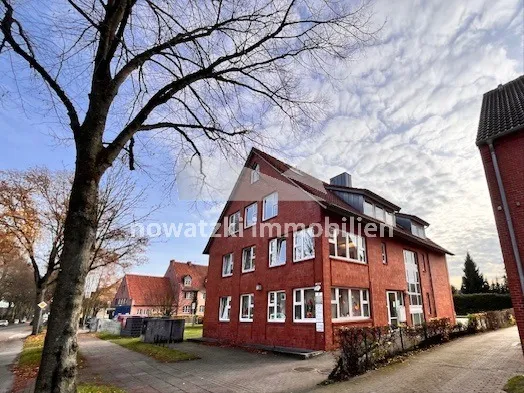 * Flexible Praxis- oder Bürofläche im Dachgeschoss eines etablierten Ärztehauses *