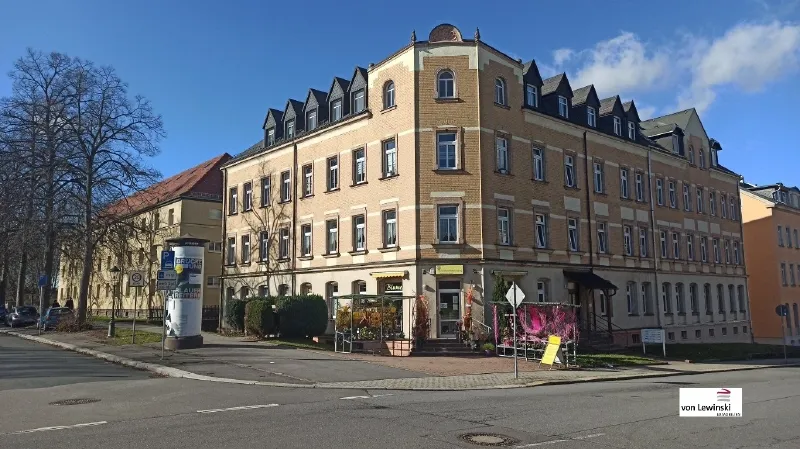 FREUNDLICHE WOHNUNG MIT GROSSEM BALKON …