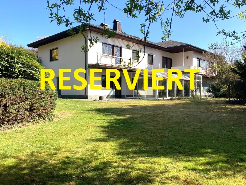 EINFAMILIENHAUS IM DORNRÖSCHENSCHLAF MIT TOLLEM GRUNDSTÜCK…