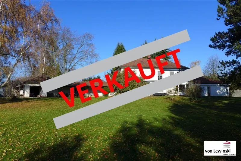 VERKAUFT…VILLA MIT HERRLICHEM GRUNDSTÜCK…